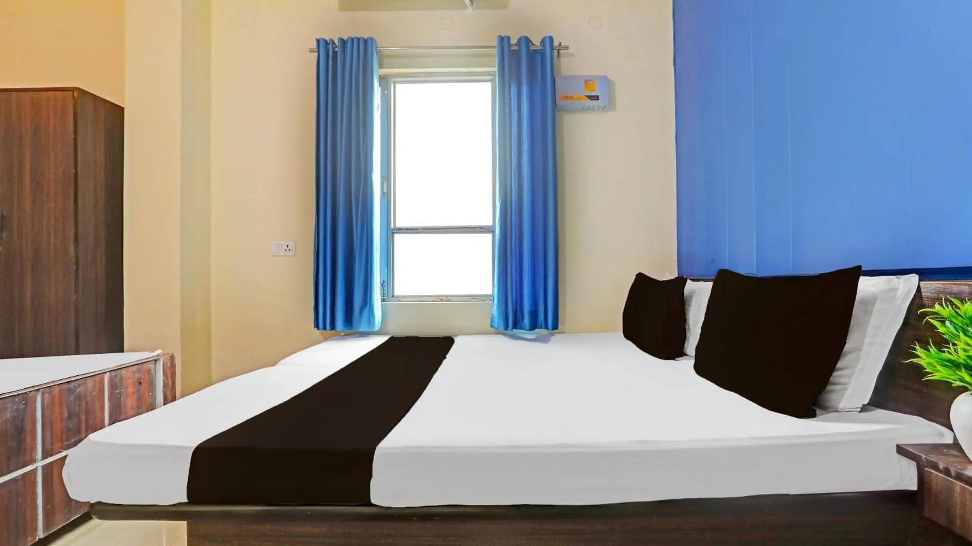 Hotel O Arvi Guest House Varanasi