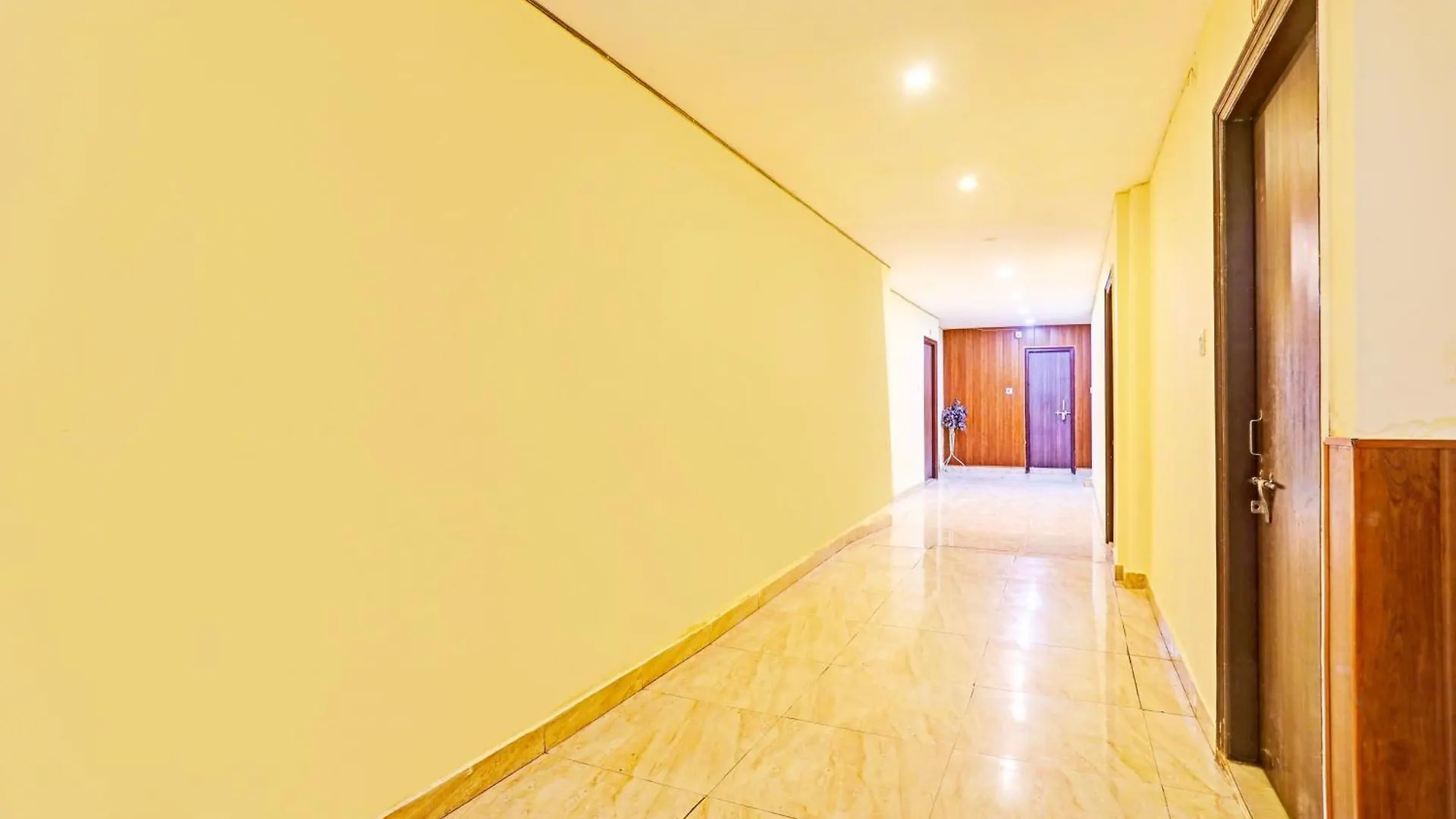 Hotel O Arvi Guest House Varanasi 3*,  India