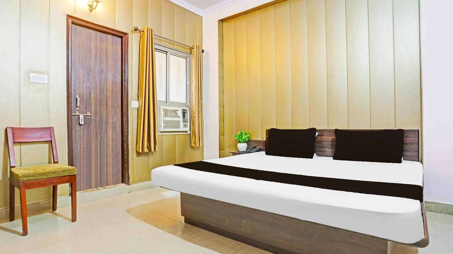 Hotel O Arvi Guest House Varanasi