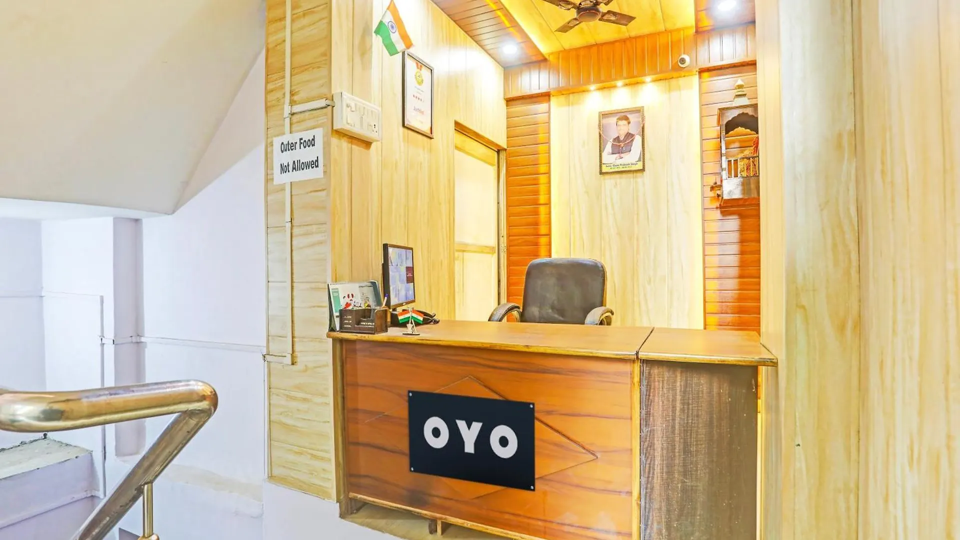 ***  Hotel O Arvi Guest House Varanasi India