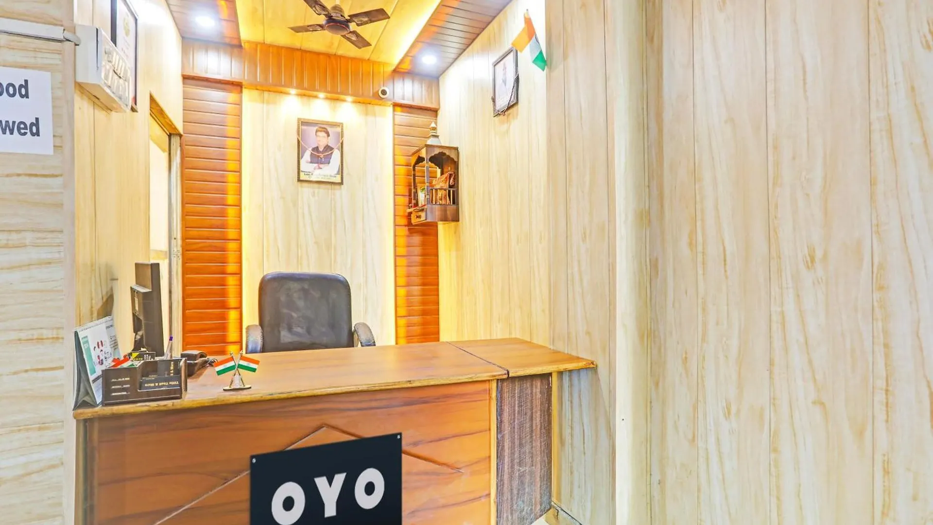 Hotel O Arvi Guest House Varanasi